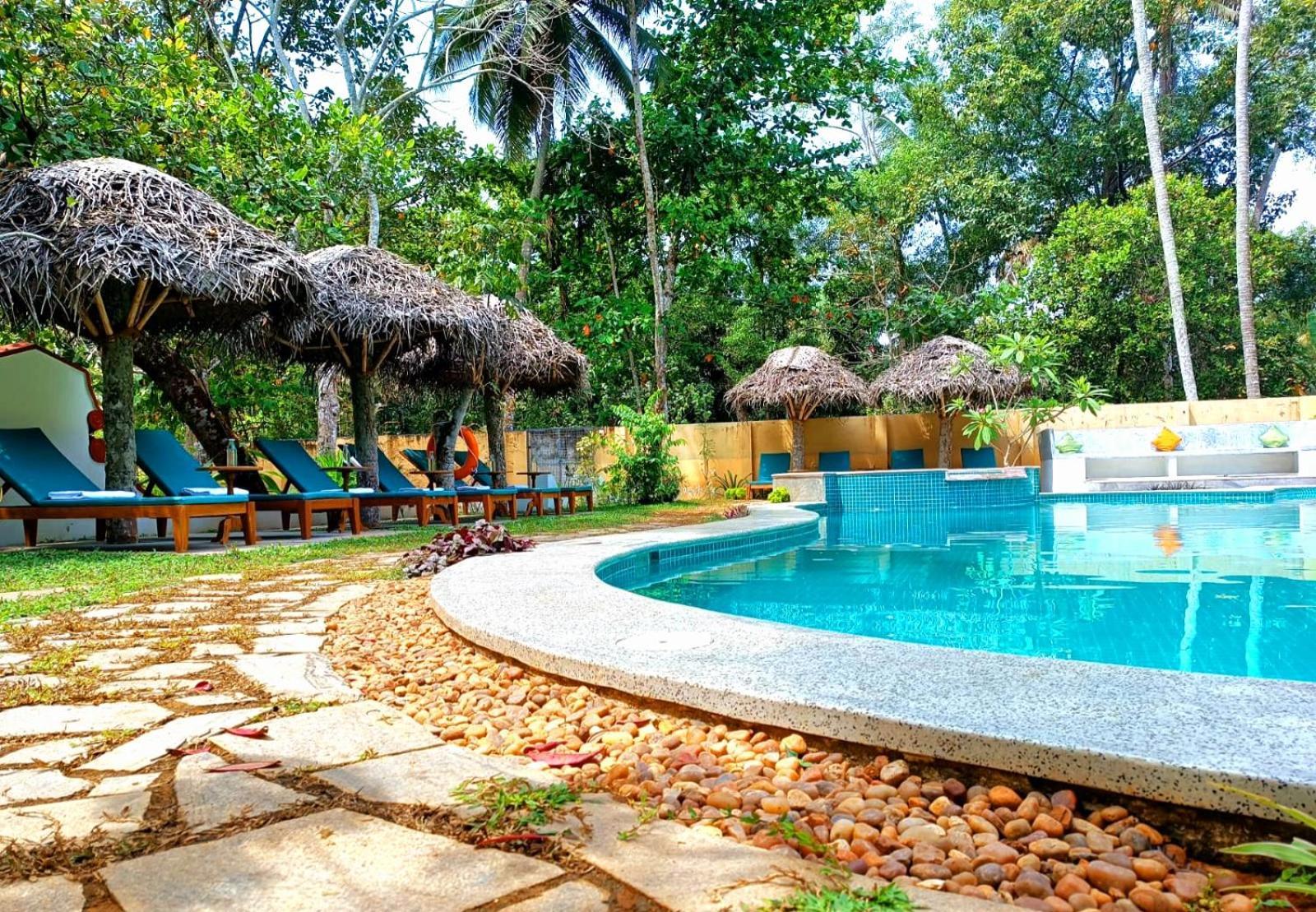 Marari Beach Bungalow Resort Alleppey Mararikulam Exterior foto